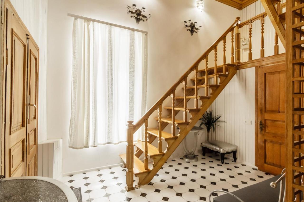 Katerynynska Street 3-Bedrooms Apartment Odessa Luaran gambar
